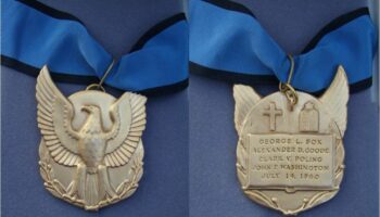four-chaplains-medal